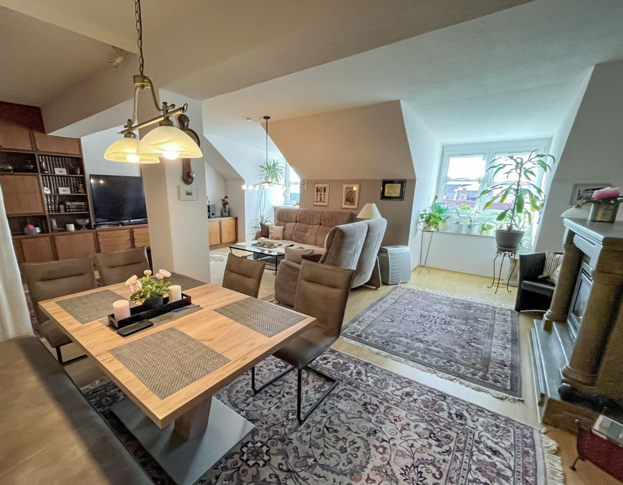 Dachgeschosswohnung