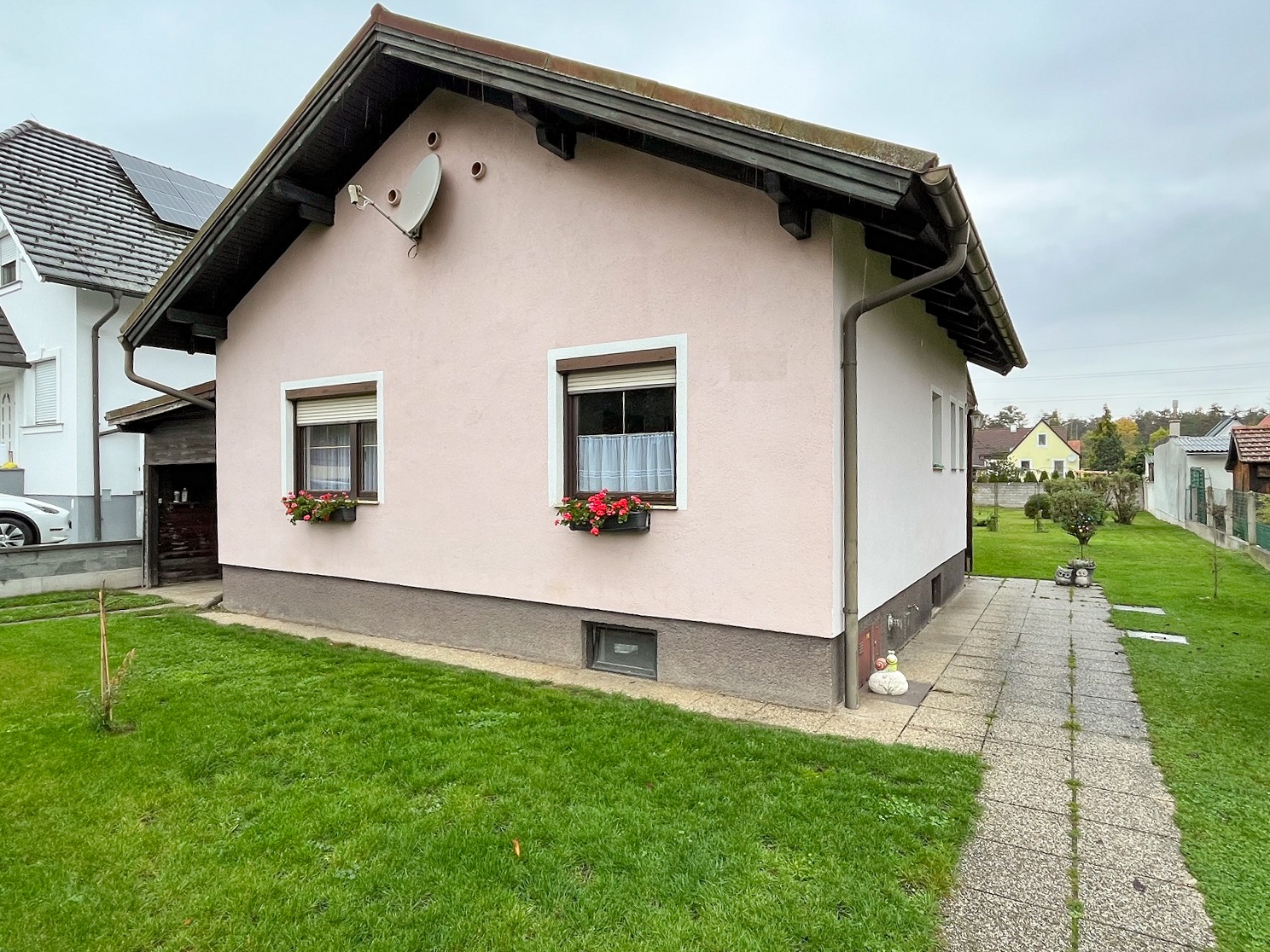 Bungalow mit großem Grundstück
