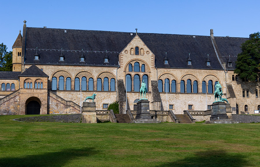 goslar-kaiserpfalz-620df98aaf4bf3.36667040.jpg