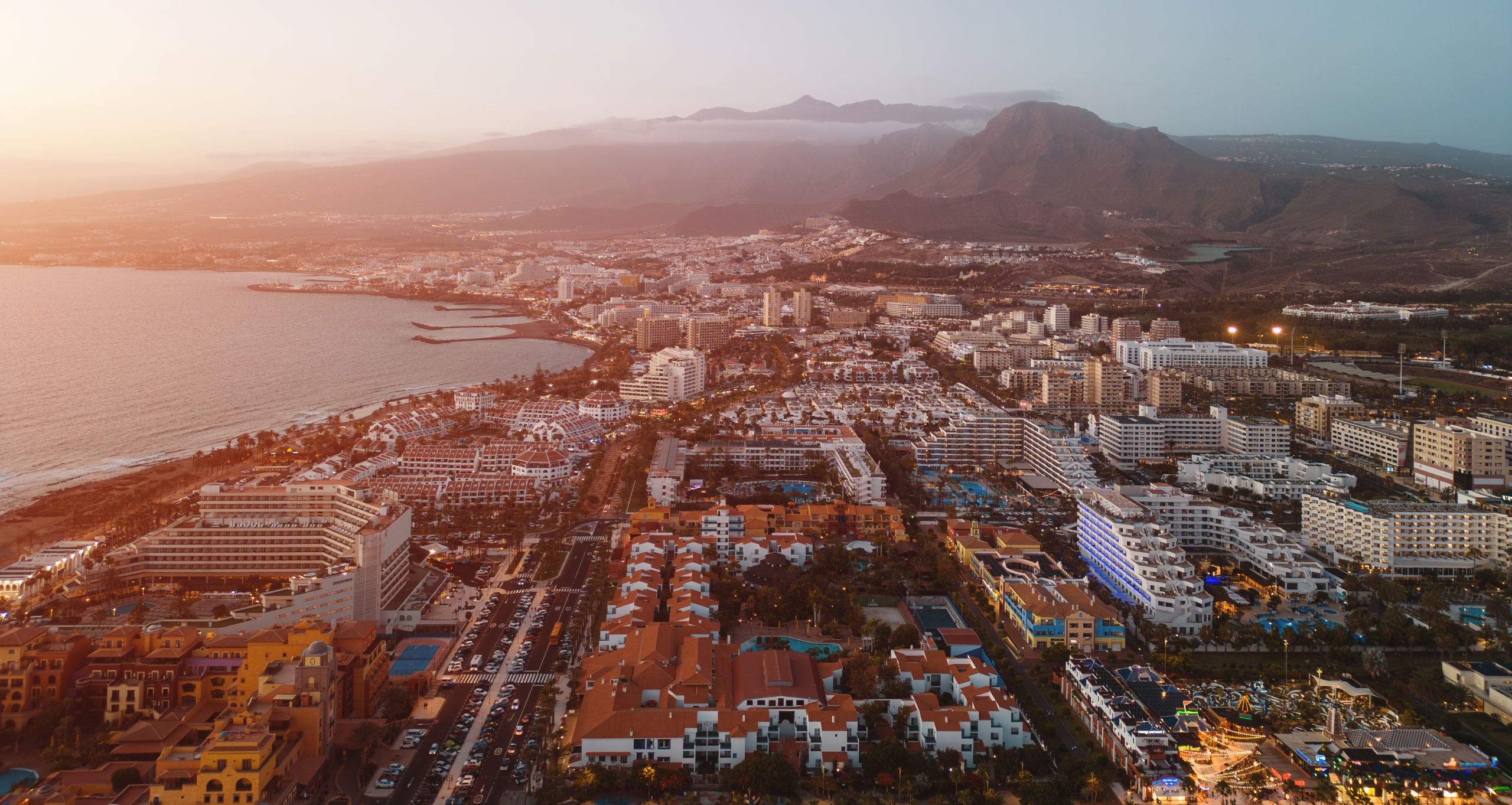 Explore properties in Playa Paraíso, Tenerife. Modern apartments, contemporary villas, and prime investment opportunities with stunning ocean views near Costa Adeje.